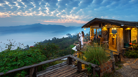 Woman Taking Photo Morning Mist Phu Lang Ka Phayao Thailand