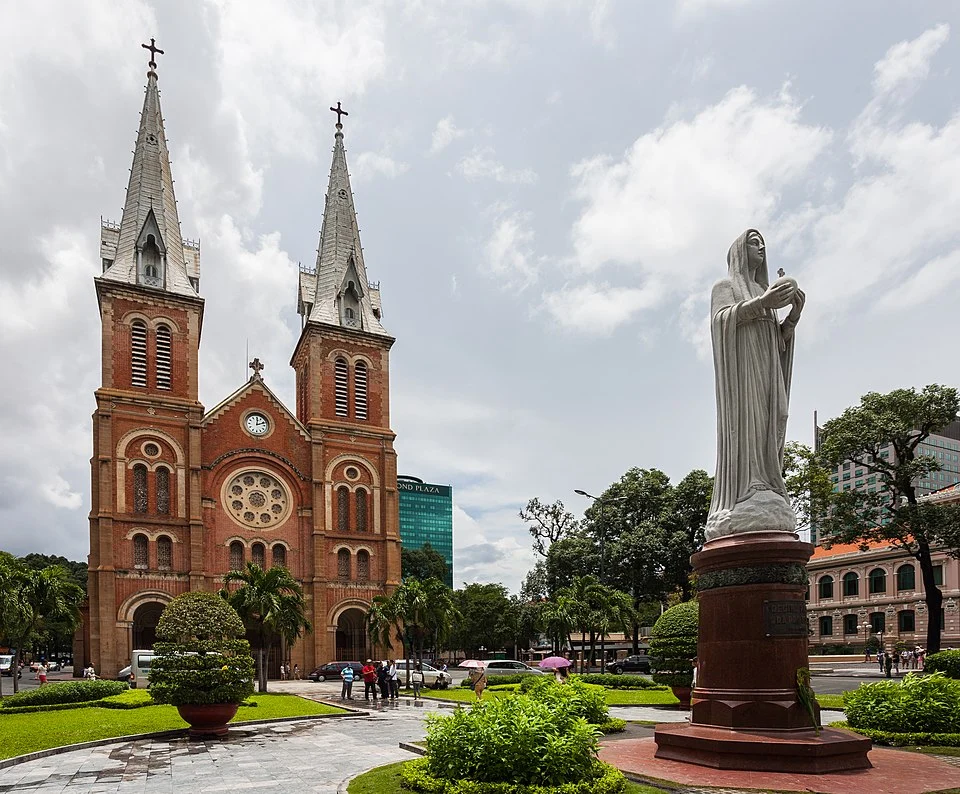Basílica De Nuestra Señora Ciudad Ho Chi Minh Vietnam