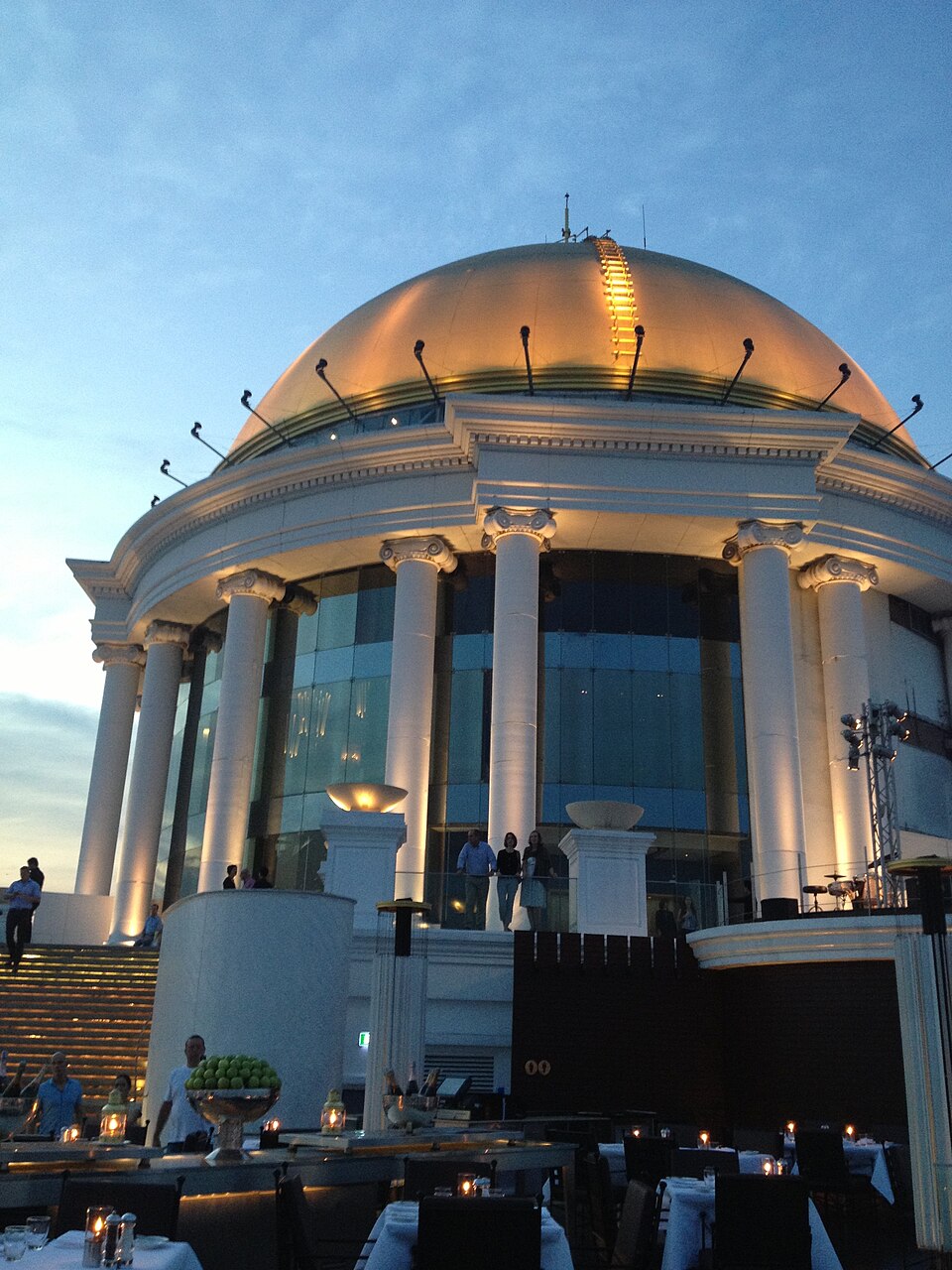 Lebua State Tower